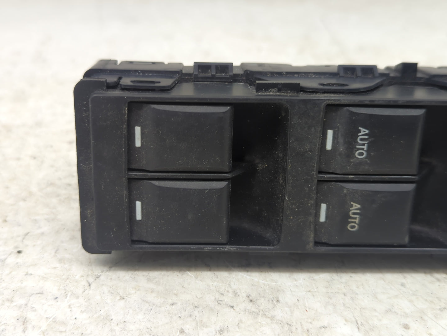 2008-2010 Chrysler Sebring Master Power Window Switch Replacement Driver Side Left Fits Fits 2008 2009 2010 OEM Used Auto Pa