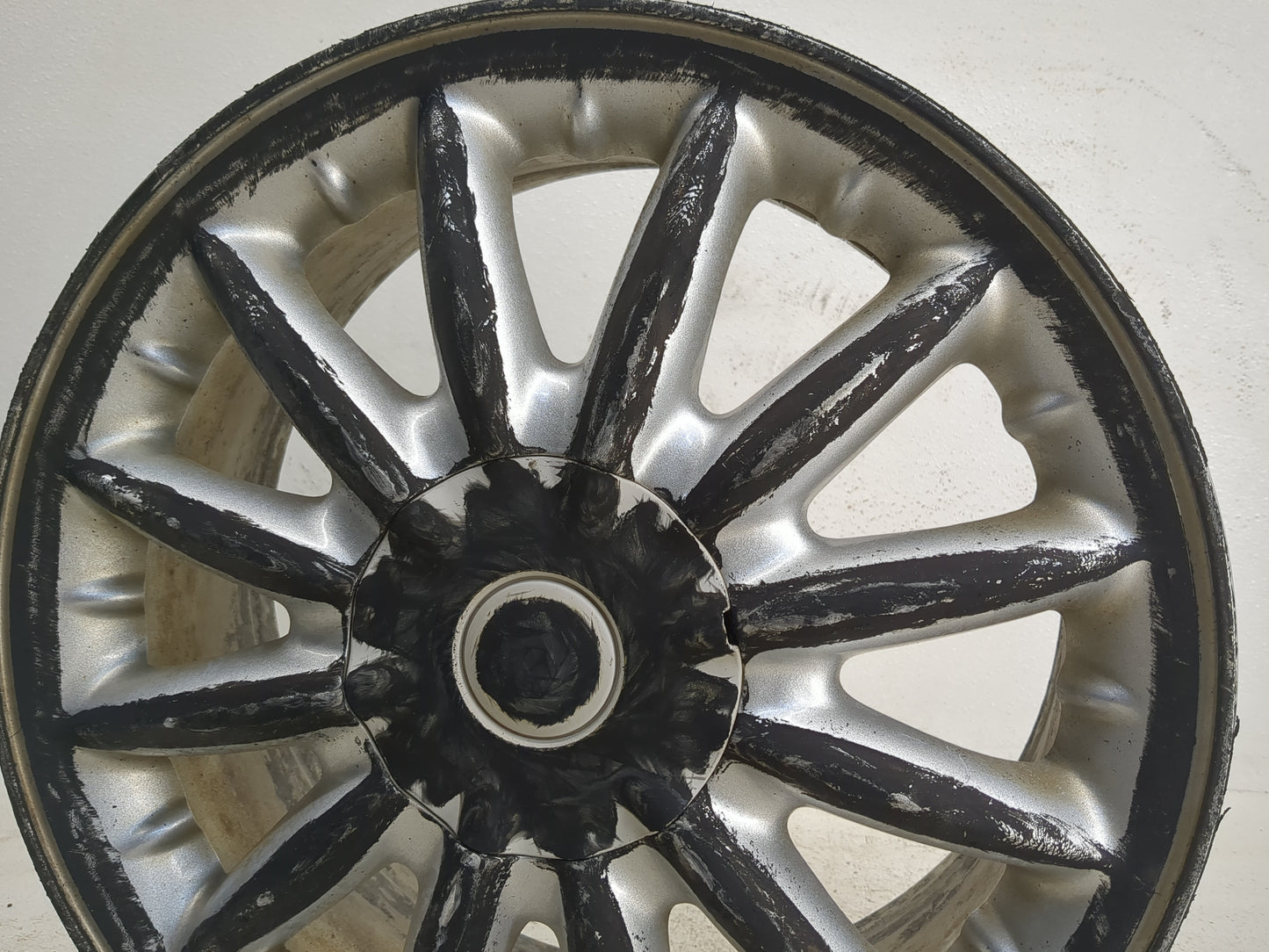 2003-2005 Chrysler Sebring Oem Wheel Rim - Oemusedautoparts1.com