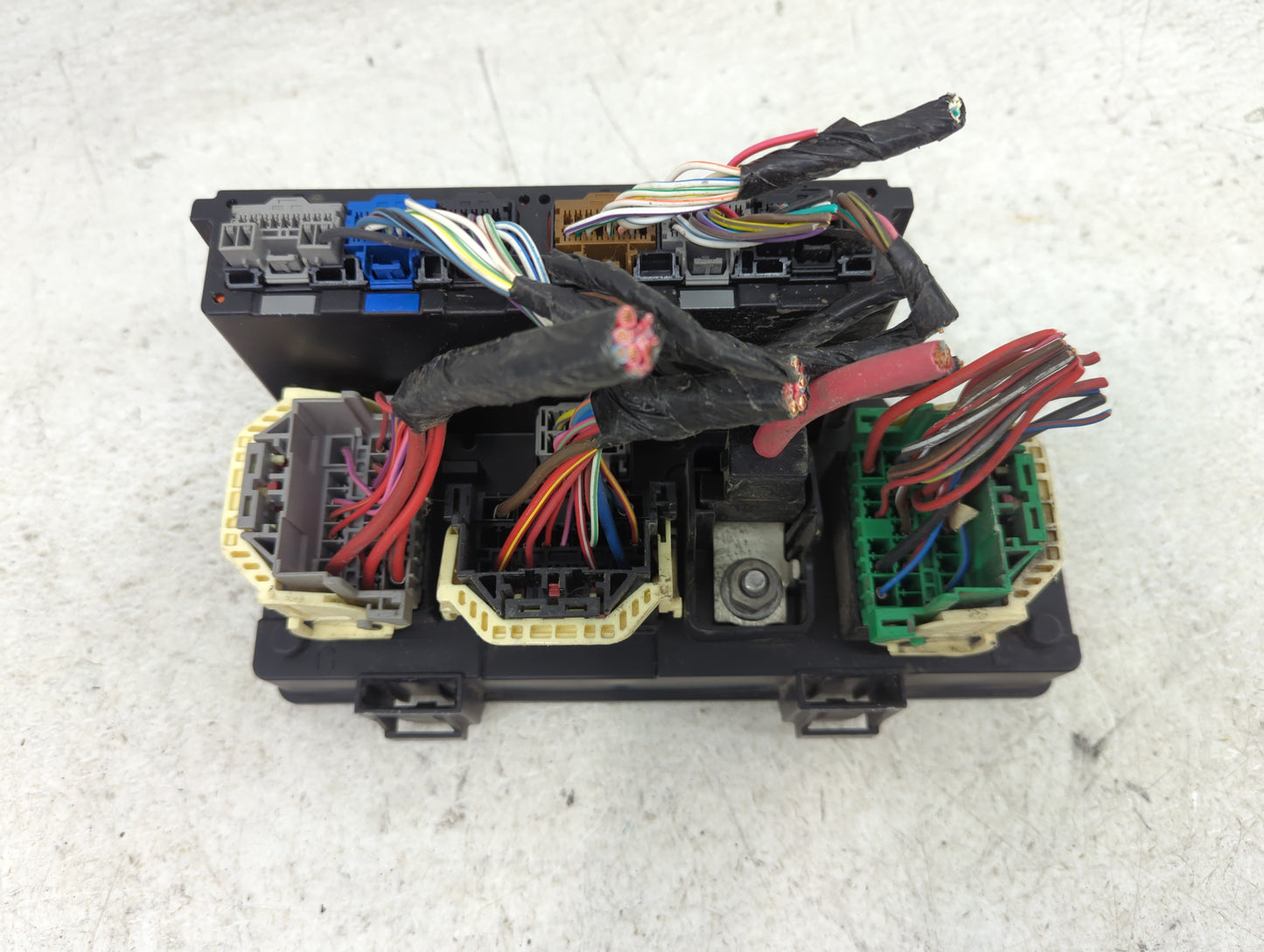 Chrysler Sebring Fusebox Fuse Box Relay Module Tipm 1382866 - Oemusedautoparts1.com