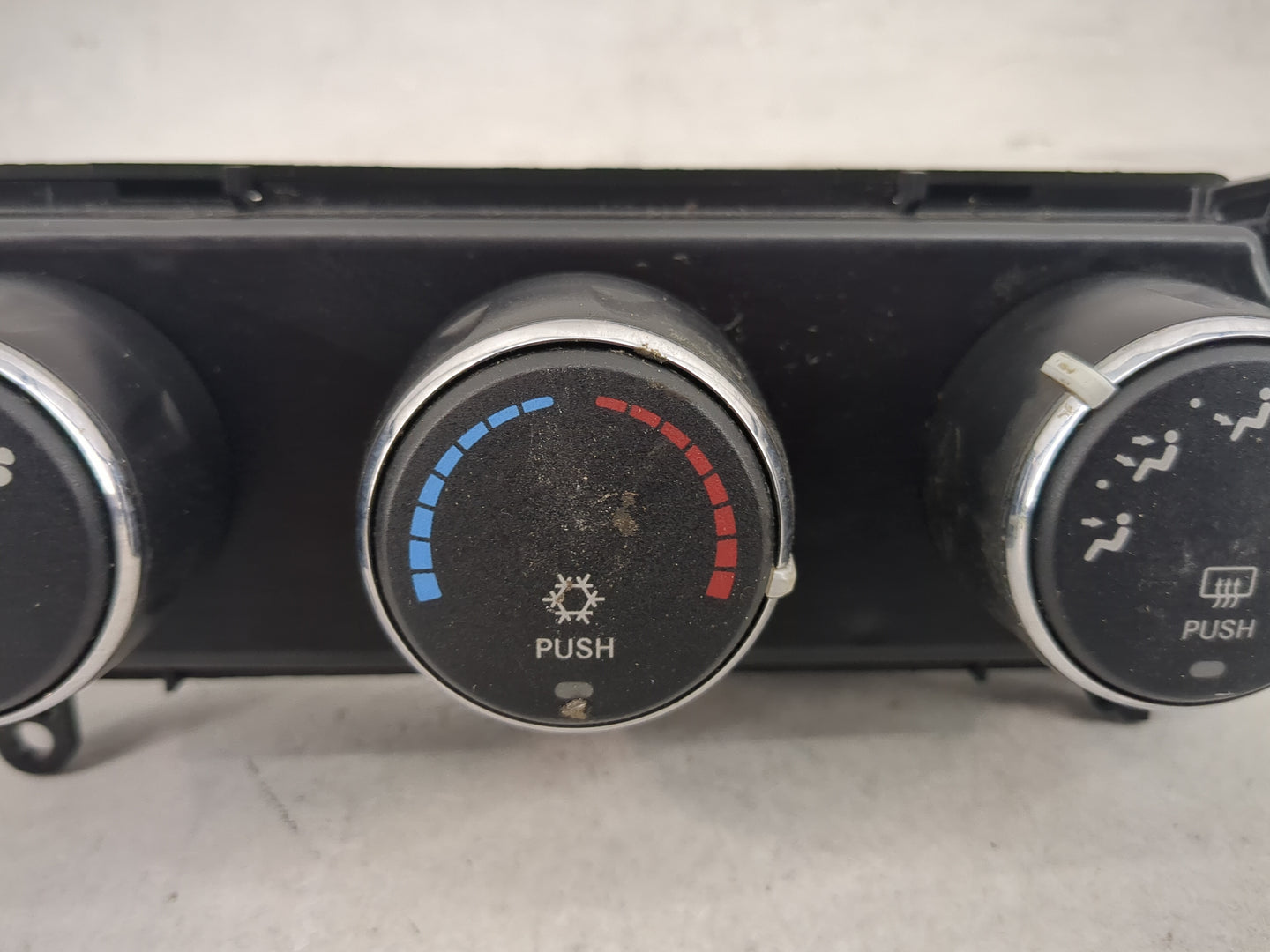 2008-2010 Chrysler Sebring Climate Control Module Temperature AC/Heater Replacement Fits Fits 2008 2009 2010 OEM Used Auto P