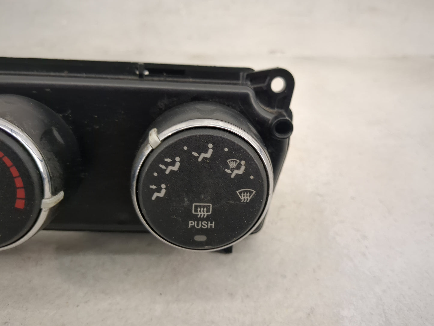 2008-2010 Chrysler Sebring Climate Control Module Temperature AC/Heater Replacement Fits Fits 2008 2009 2010 OEM Used Auto P