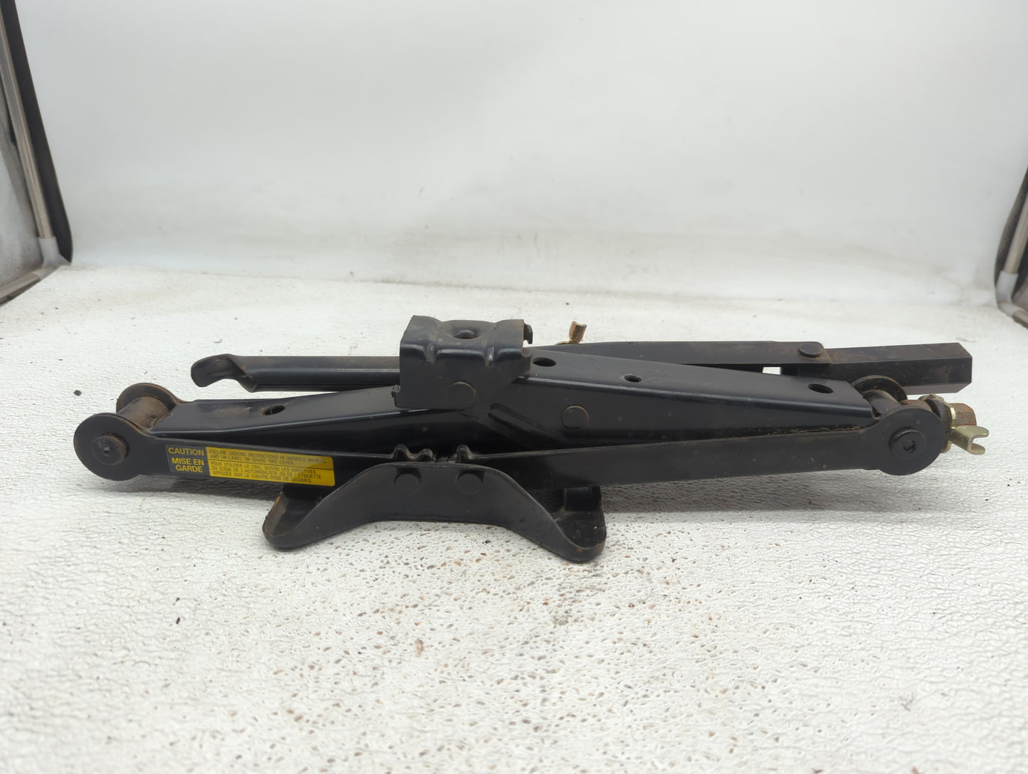 1996 Chrysler Town & Country Spare Scissor Car Jack - Oemusedautoparts1.com