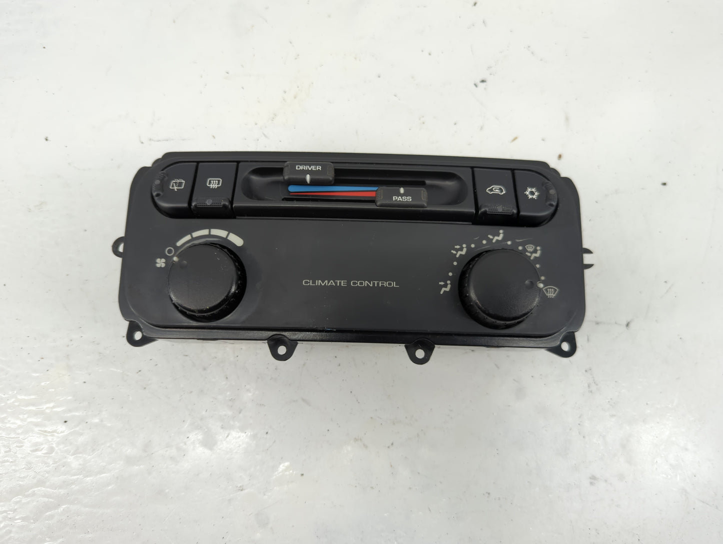2004-2007 Chrysler Town & Country Climate Control Module Temperature AC/Heater Replacement Fits Fits 2004 2005 2006 2007 OEM