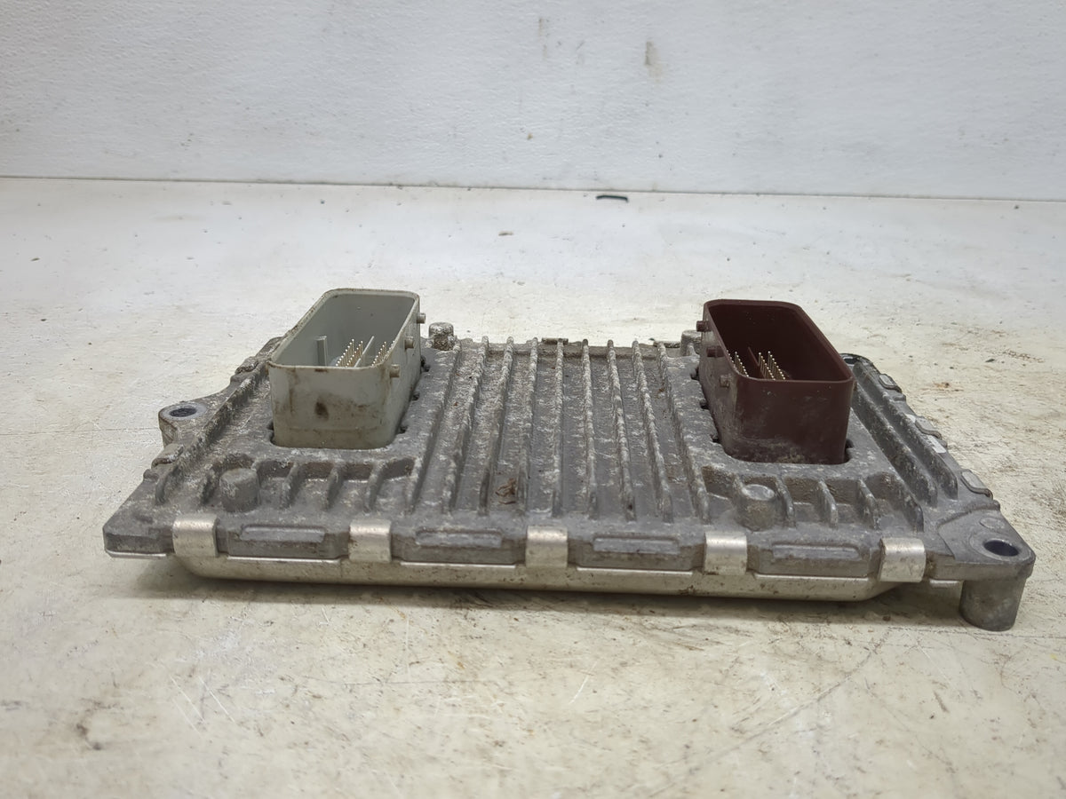 2014 Chrysler Town & Country PCM Engine Control Computer ECU ECM PCU OEM OEM Used Auto Parts - Oemusedautoparts1.com
