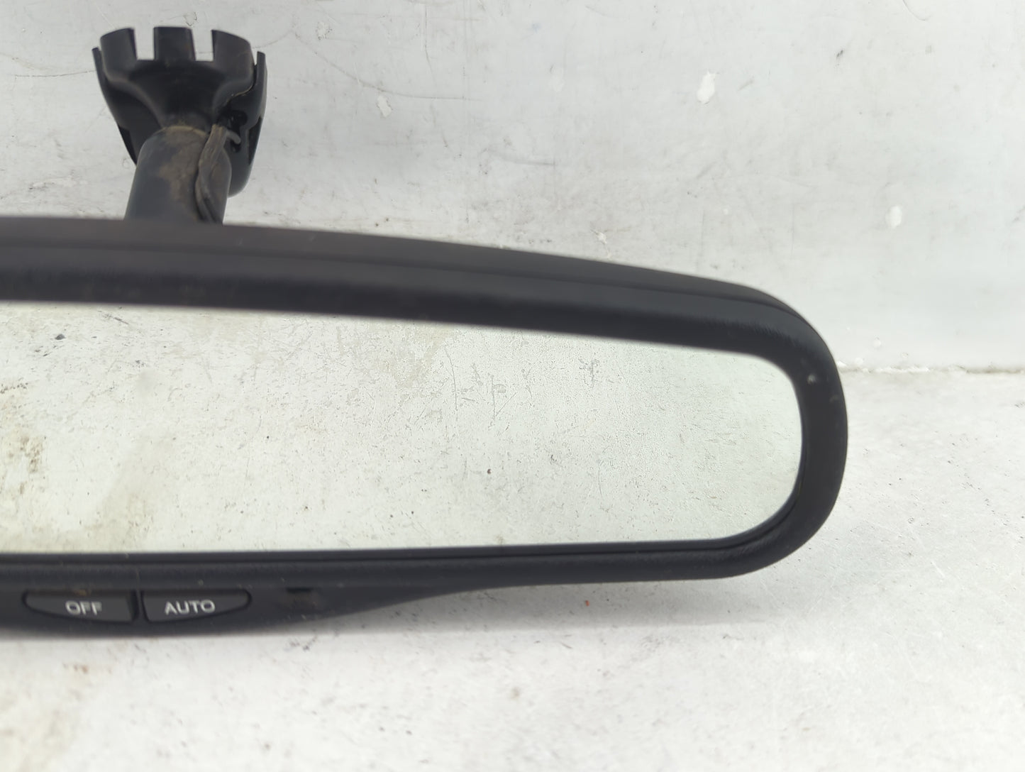 0 Chrysler Town & Country Interior Rear View Mirror Replacement OEM Fits OEM Used Auto Parts - Oemusedautoparts1.com