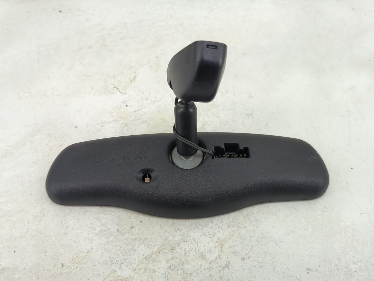 0 Chrysler Town & Country Interior Rear View Mirror Replacement OEM Fits OEM Used Auto Parts - Oemusedautoparts1.com