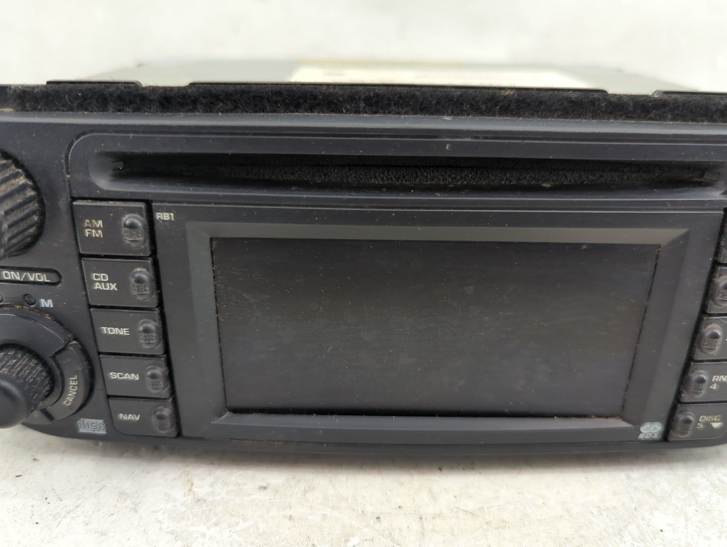 2004-2007 Chrysler Town & Country Radio AM FM Cd Player Receiver Replacement Fits Fits 2003 2004 2005 2006 2007 OEM Used Aut