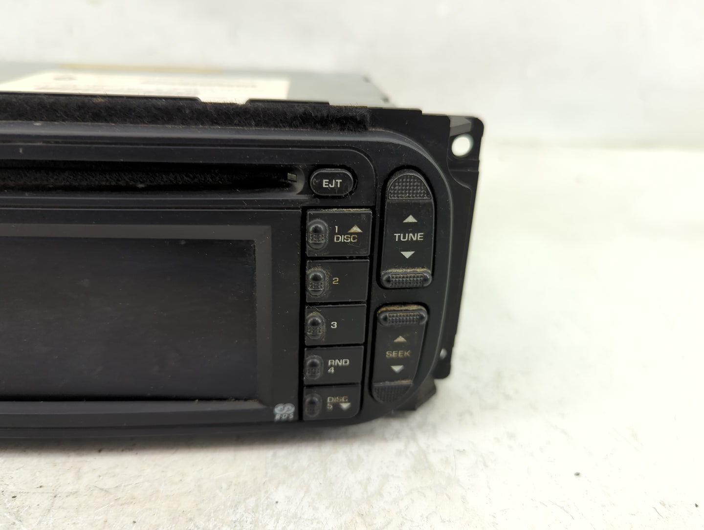 2004-2007 Chrysler Town & Country Radio AM FM Cd Player Receiver Replacement Fits Fits 2003 2004 2005 2006 2007 OEM Used Aut