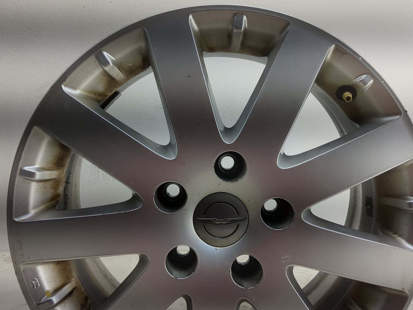 2011-2016 Chrysler Town & Country Oem Wheel Rim - Oemusedautoparts1.com