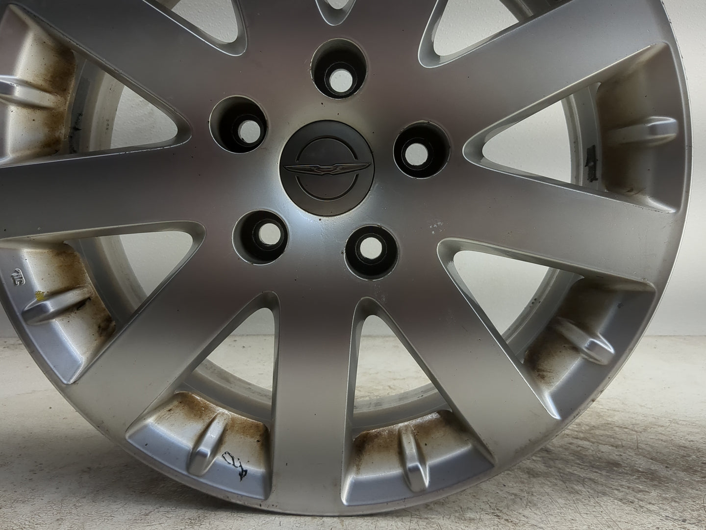 2011-2016 Chrysler Town & Country Oem Wheel Rim - Oemusedautoparts1.com