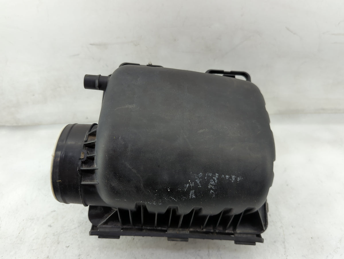 2008-2010 Chrysler Town & Country Air Cleaner Intake-duct Hose Tube 1302186 - Oemusedautoparts1.com