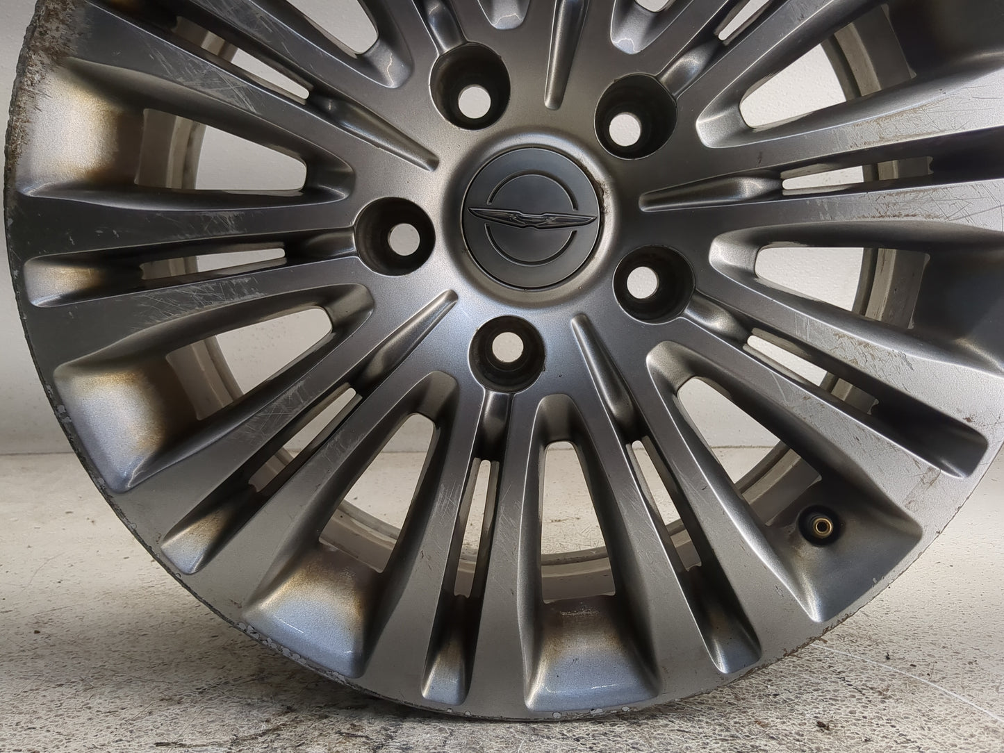 2011-2016 Chrysler Town & Country Oem Wheel Rim - Oemusedautoparts1.com