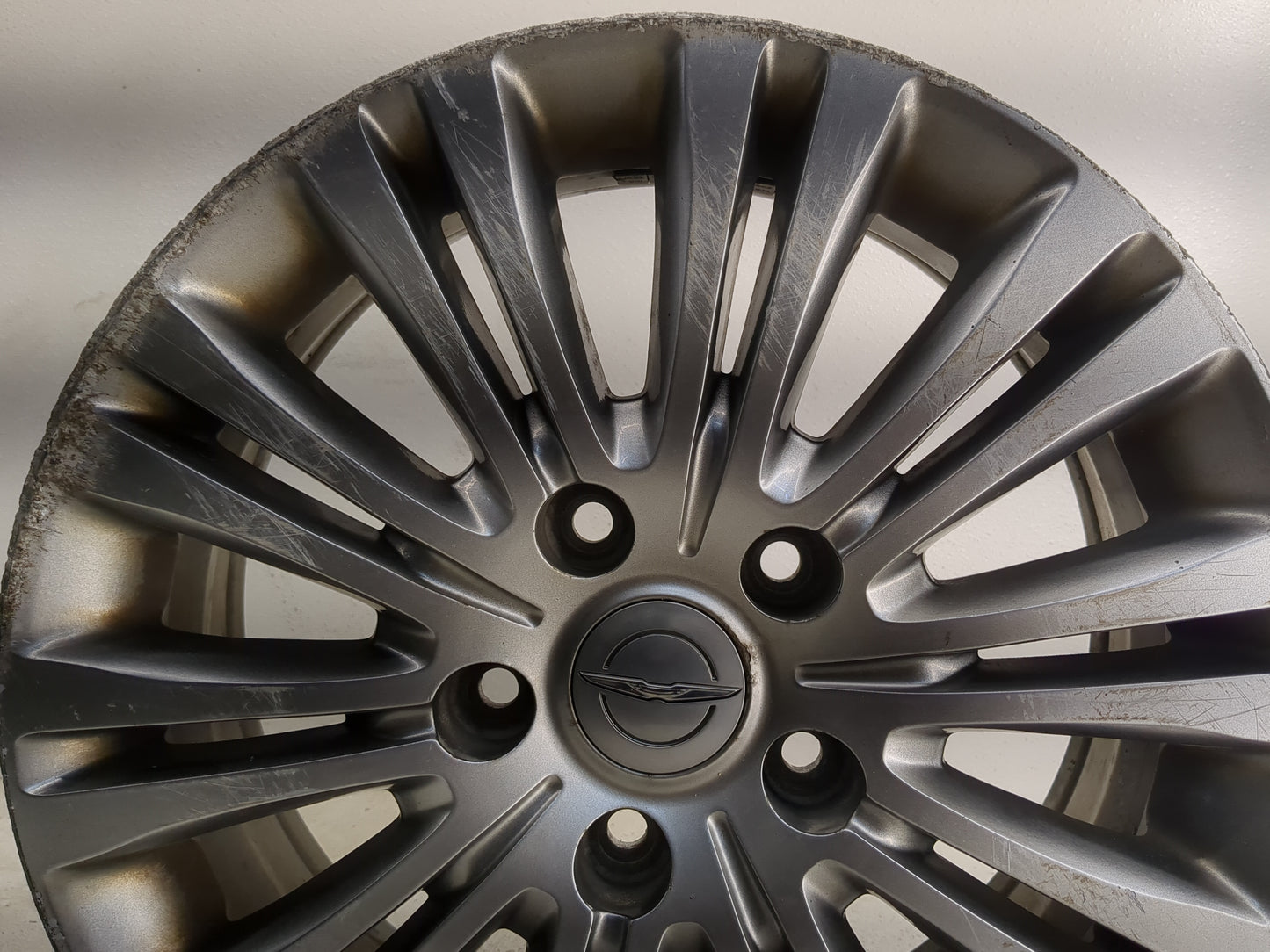 2011-2016 Chrysler Town & Country Oem Wheel Rim - Oemusedautoparts1.com