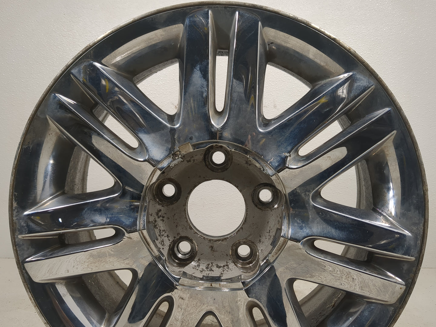 2008-2010 Chrysler Town & Country Oem Wheel Rim - Oemusedautoparts1.com