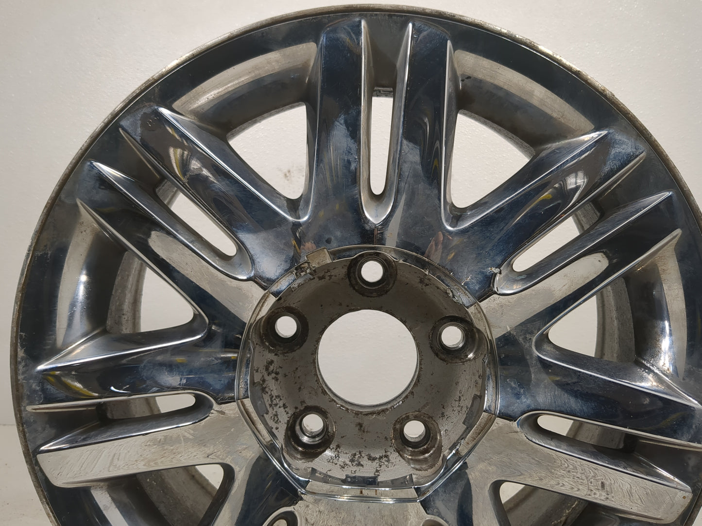 2008-2010 Chrysler Town & Country Oem Wheel Rim - Oemusedautoparts1.com