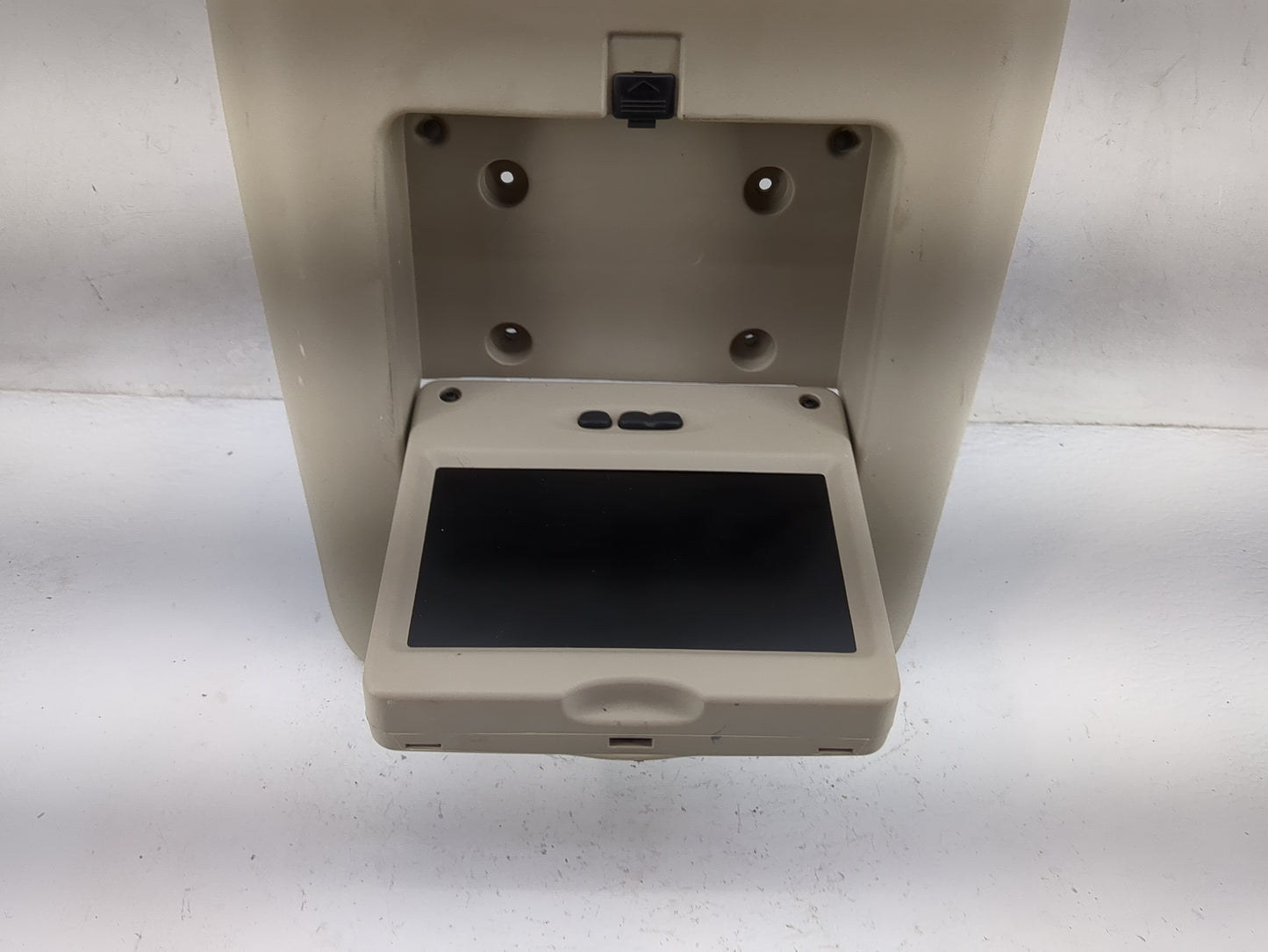 2002-2003 Chrysler Town & Country Information Display Screen - Oemusedautoparts1.com