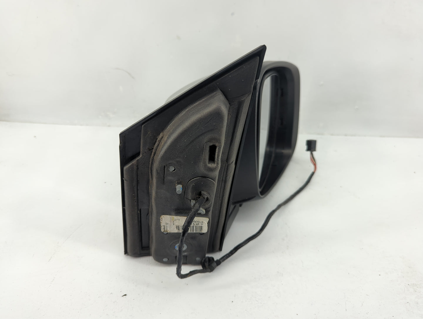 2008-2010 Chrysler Town & Country Passenger Side View Mirror - Right Door Mirror OEM Used - Oemusedautoparts1.com