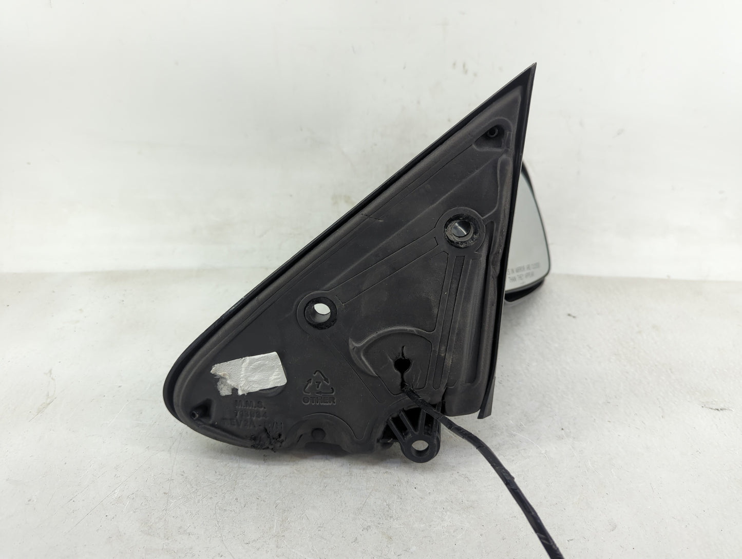 2005-2007 Chrysler Town & Country Passenger Side View Mirror - Right Door Mirror OEM Used - Oemusedautoparts1.com