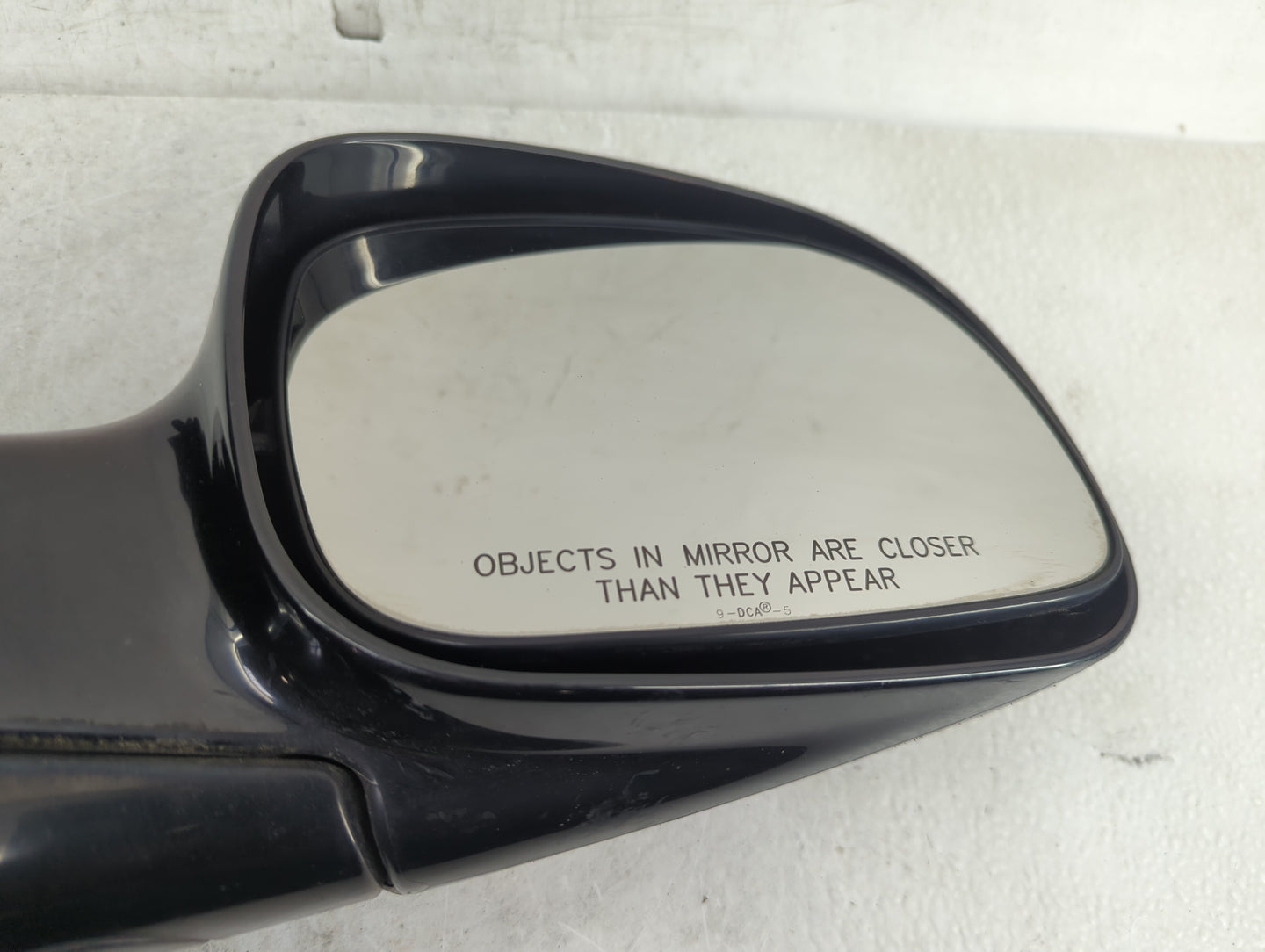 2005-2007 Chrysler Town & Country Passenger Side View Mirror - Right Door Mirror OEM Used - Oemusedautoparts1.com