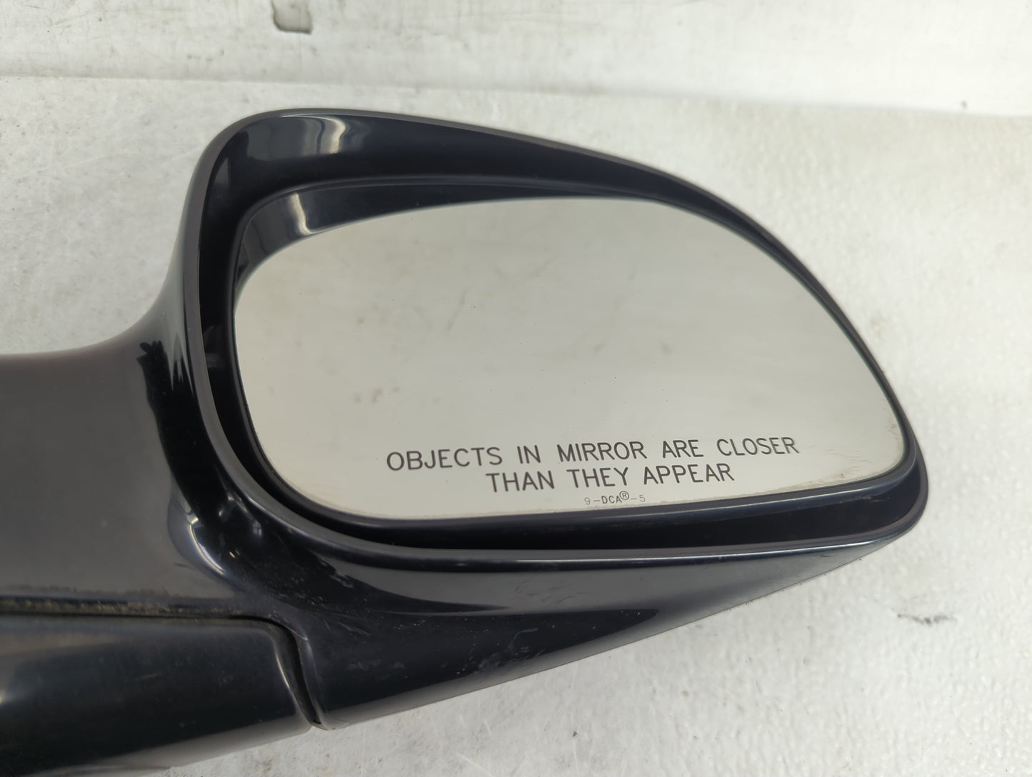 2005-2007 Chrysler Town & Country Passenger Side View Mirror - Right Door Mirror OEM Used - Oemusedautoparts1.com