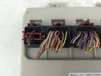 compare product 2006 Chrysler Town & Country Body Control Module Bcm Inner Cabin Fuse Box