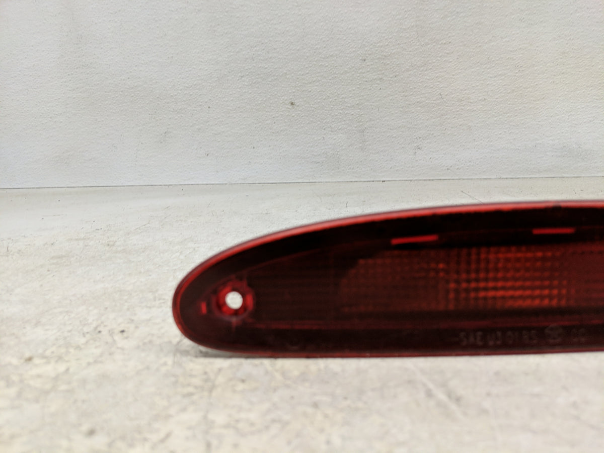 2004 Chrysler Town & Country Driver Left Side Deck Lid Mounted Tail Light - Oemusedautoparts1.com