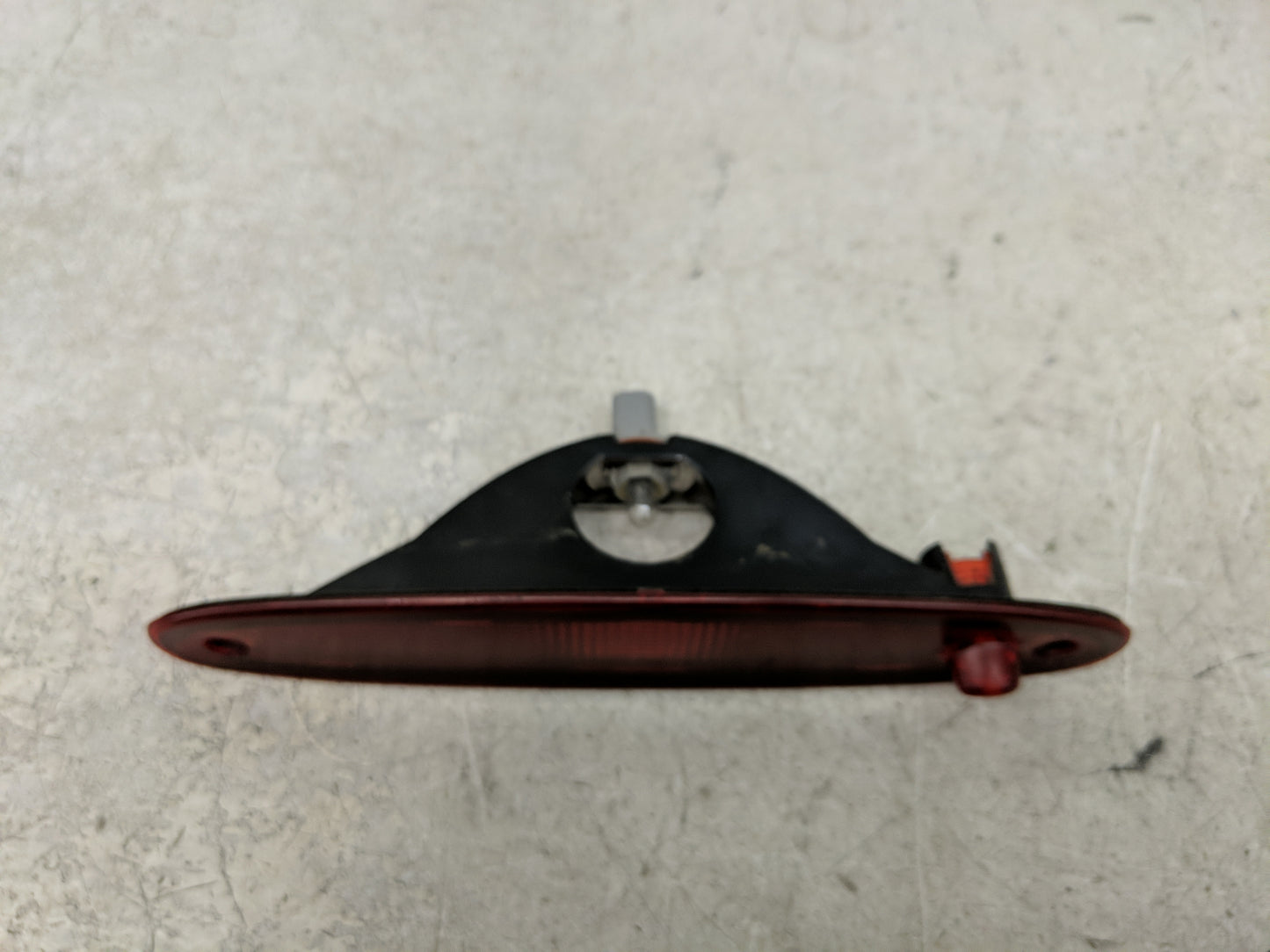 2004 Chrysler Town & Country Driver Left Side Deck Lid Mounted Tail Light - Oemusedautoparts1.com