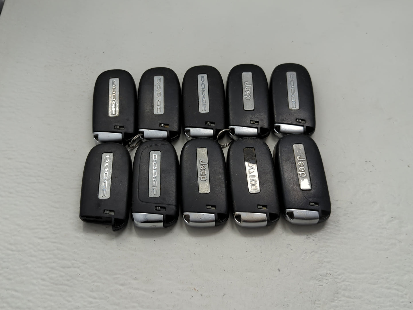 Lot of 10 Dodge Keyless Entry Remote Fob MIXED FCC IDS MIXED PART - Oemusedautoparts1.com