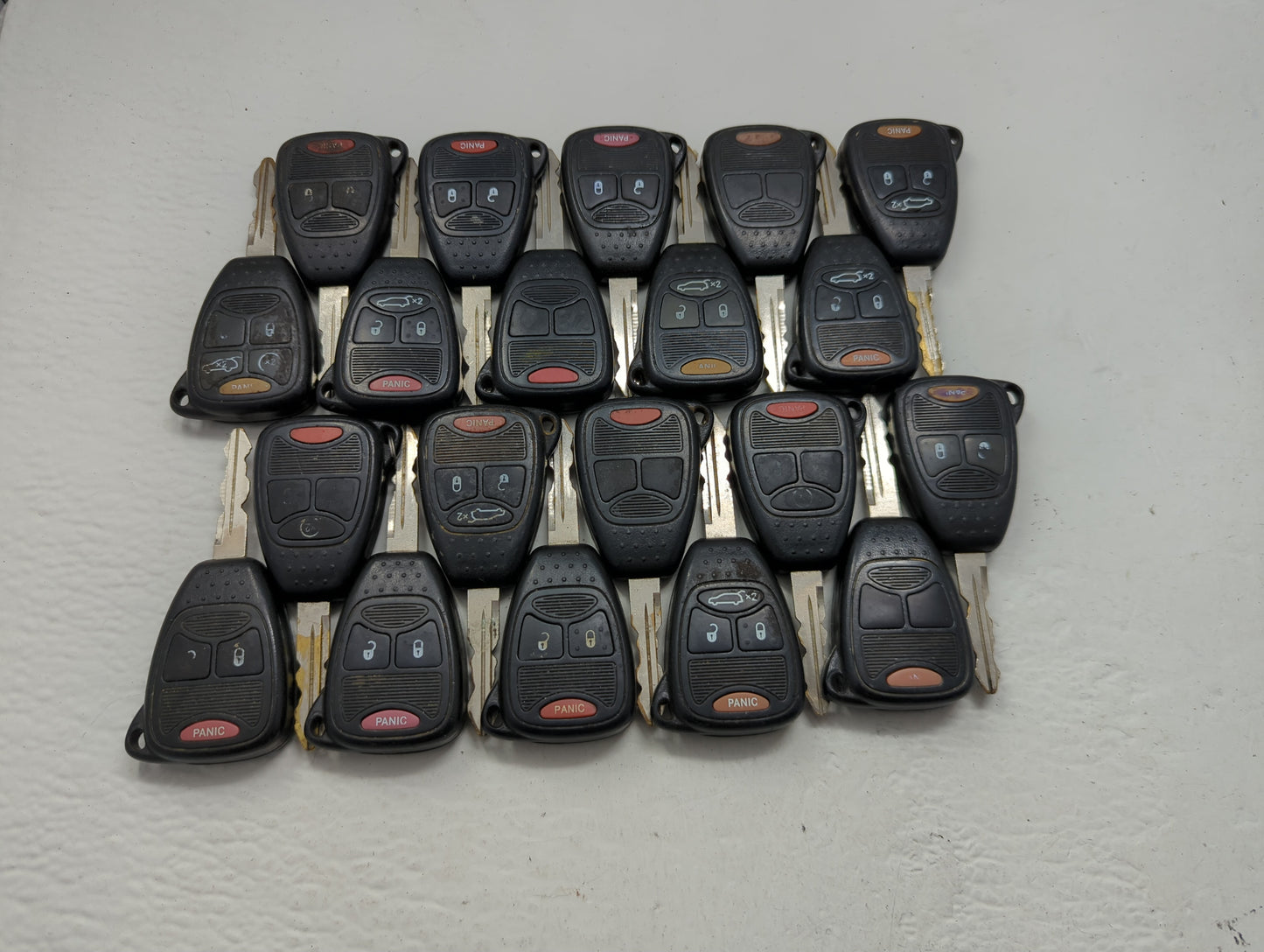 Lot of 20 Dodge Keyless Entry Remote Fob OHT692427AA | OHT692713AA | - Oemusedautoparts1.com