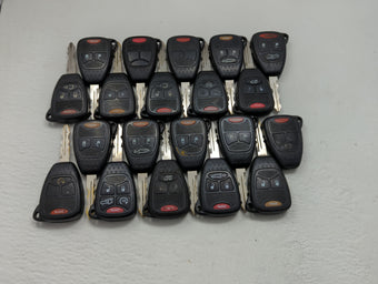 compare product Lot of 20 Dodge Keyless Entry Remote Fob OHT692427AA | OHT692713AA |