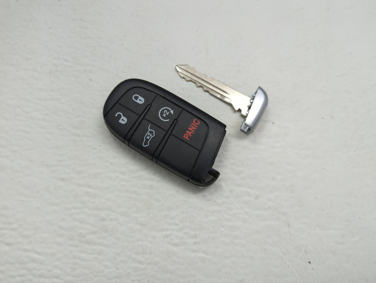 Dodge Keyless Entry Remote Fob M3N-40821302 68375133AC 5 buttons - Oemusedautoparts1.com