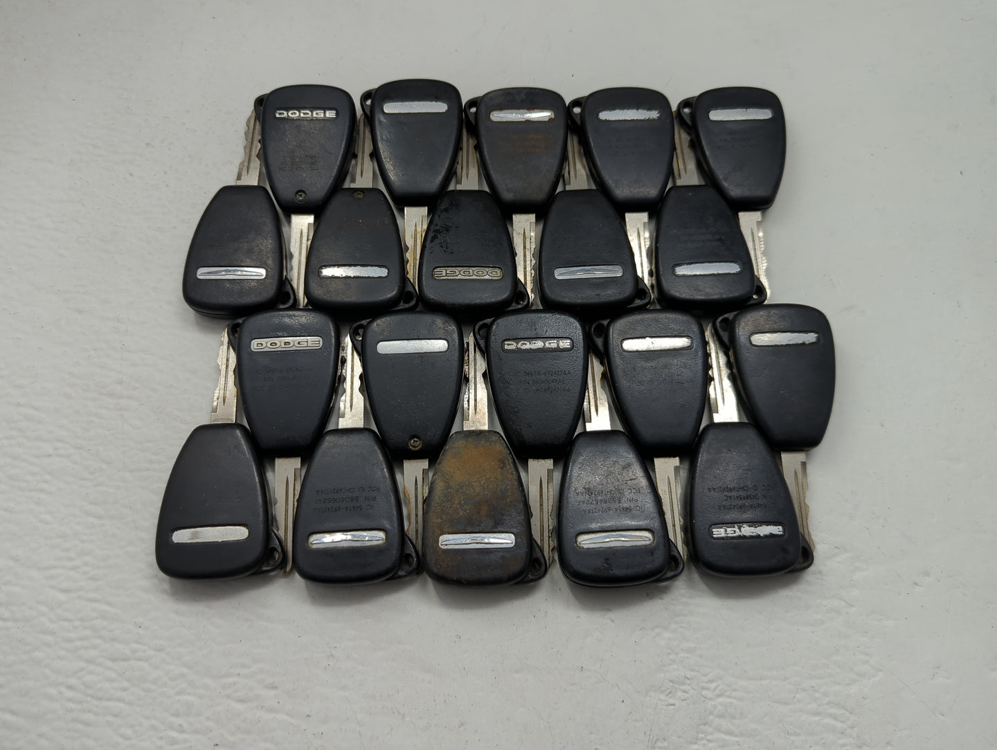 Lot of 20 Dodge Keyless Entry Remote Fob OHT692427AA | KOBDT04A | - Oemusedautoparts1.com