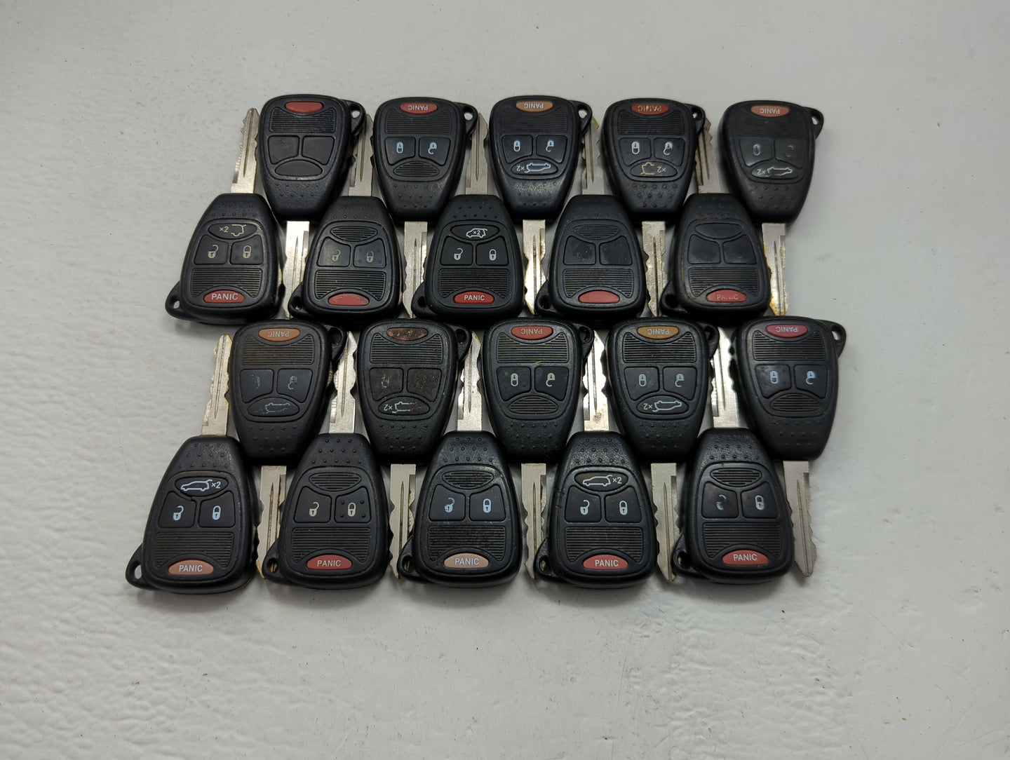Lot of 20 Dodge Keyless Entry Remote Fob OHT692713AA | OHT692427AA | - Oemusedautoparts1.com