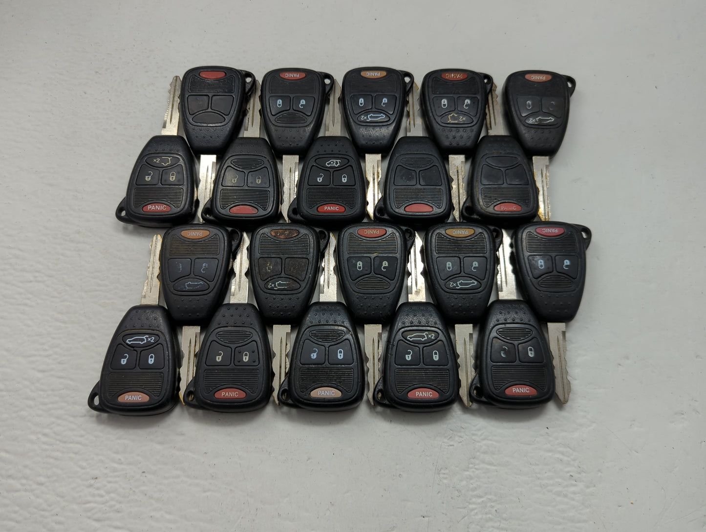 Lot of 20 Dodge Keyless Entry Remote Fob OHT692713AA | OHT692427AA | - Oemusedautoparts1.com