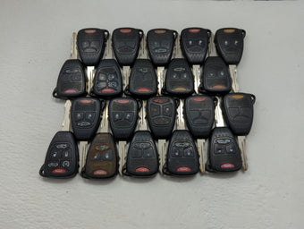 compare product Lot of 20 Dodge Keyless Entry Remote Fob OHT692427AA | M3N65981772 |