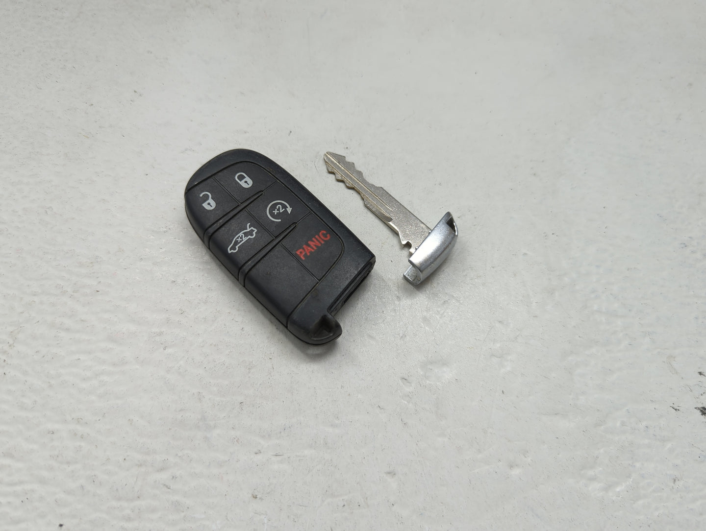 Dodge Keyless Entry Remote Fob M3n-40821302 56046759AF 5 buttons - Oemusedautoparts1.com