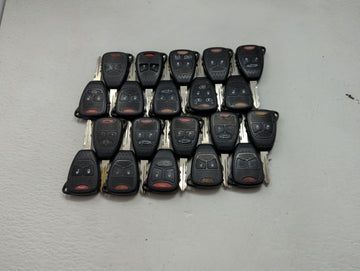 Lot of 10 Dodge Keyless Entry Remote Fob MIXED FCC IDS MIXED PART 1476548 - Oemusedautoparts1.com