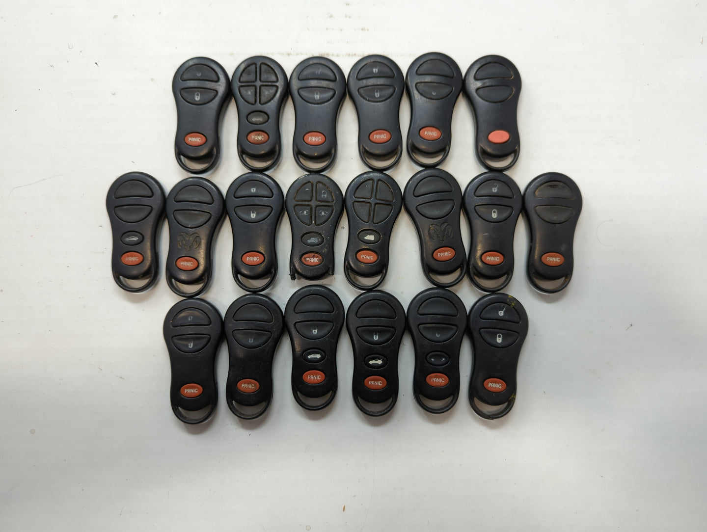 Lot of 20 Dodge Keyless Entry Remote Fob GQ43VT18T | GQ43VTI7T - Oemusedautoparts1.com