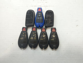 compare product Lot of 7 Dodge Keyless Entry Remote Fob M3N-40821302 MIXED PART NUMBERS