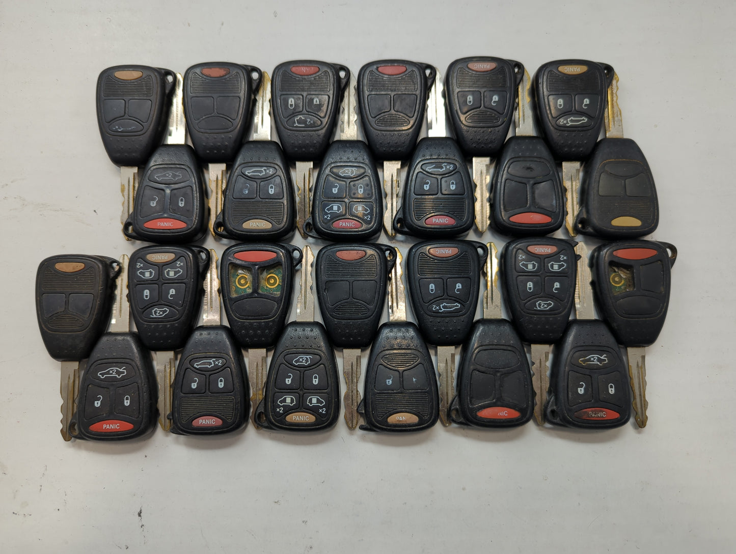 Lot of 25 Dodge Keyless Entry Remote Fob MIXED FCC IDS MIXED PART NUMBERS - Oemusedautoparts1.com