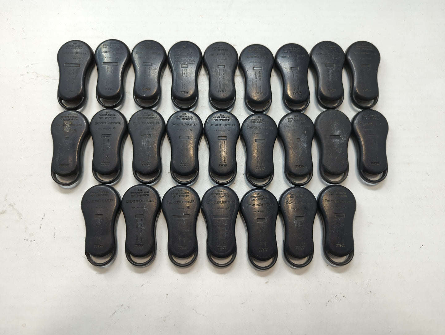 Lot of 25 Dodge Keyless Entry Remote Fob MIXED FCC IDS MIXED PART NUMBERS - Oemusedautoparts1.com
