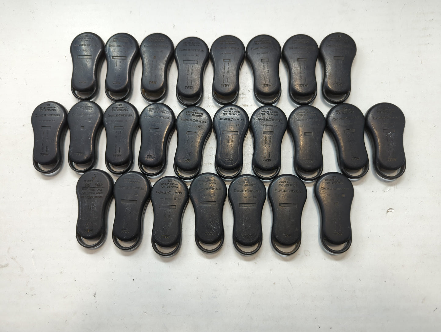 Lot of 25 Dodge Keyless Entry Remote Fob MIXED FCC IDS MIXED PART NUMBERS - Oemusedautoparts1.com