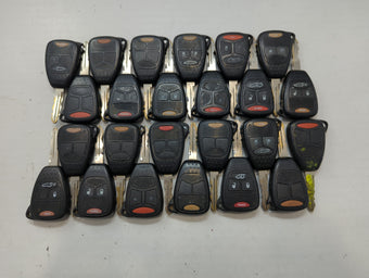 compare product Lot of 25 Dodge Keyless Entry Remote Fob OHT692715AA | M3N5WY72XX MIXED