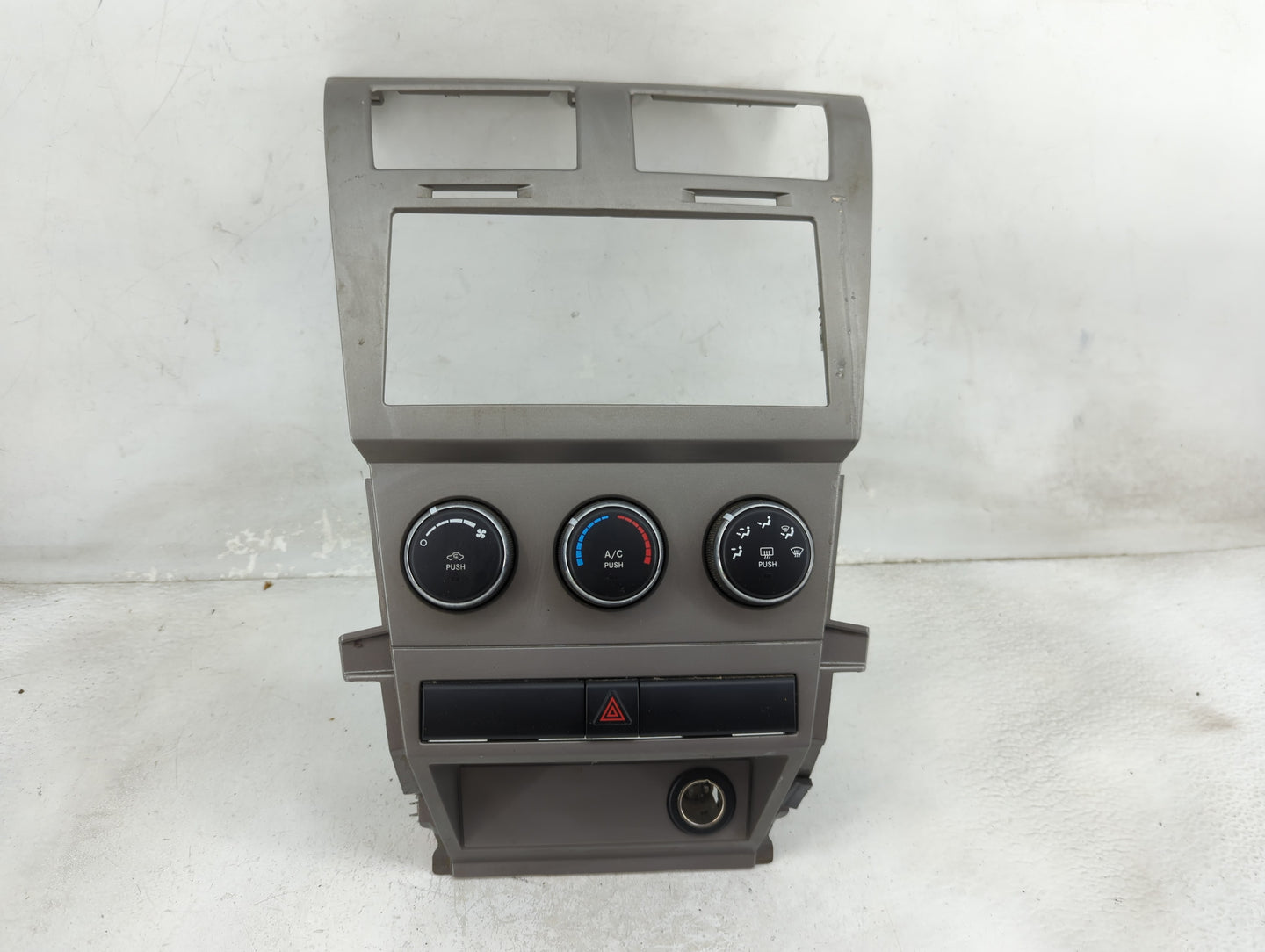 2009-2010 Dodge Avenger Climate Control Module Temperature AC/Heater Replacement Fits Fits 2008 2009 2010 OEM Used Auto Part