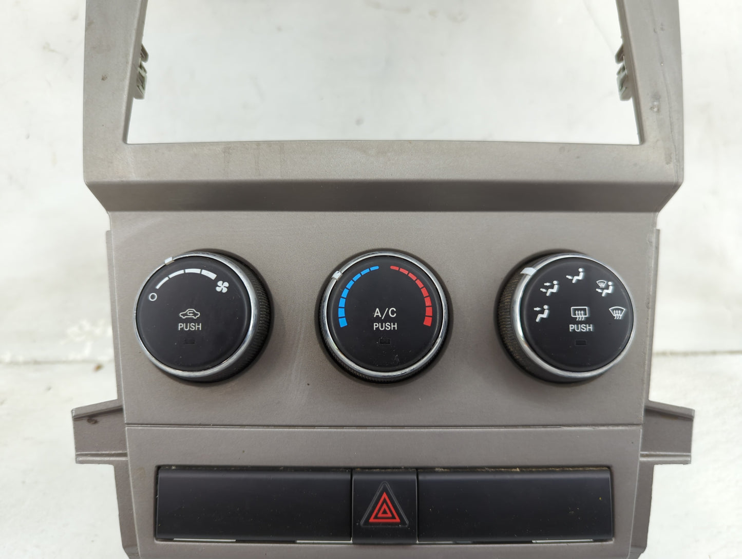2009-2010 Dodge Avenger Climate Control Module Temperature AC/Heater Replacement Fits Fits 2008 2009 2010 OEM Used Auto Part