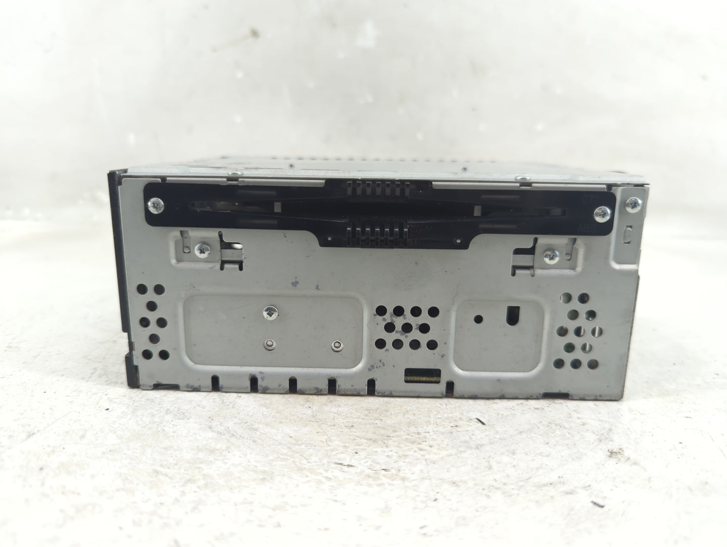 2011-2012 Dodge Caliber Radio AM FM Cd Player Receiver Replacement Fits Fits 2011 2012 OEM Used Auto Parts - Oemusedautopart