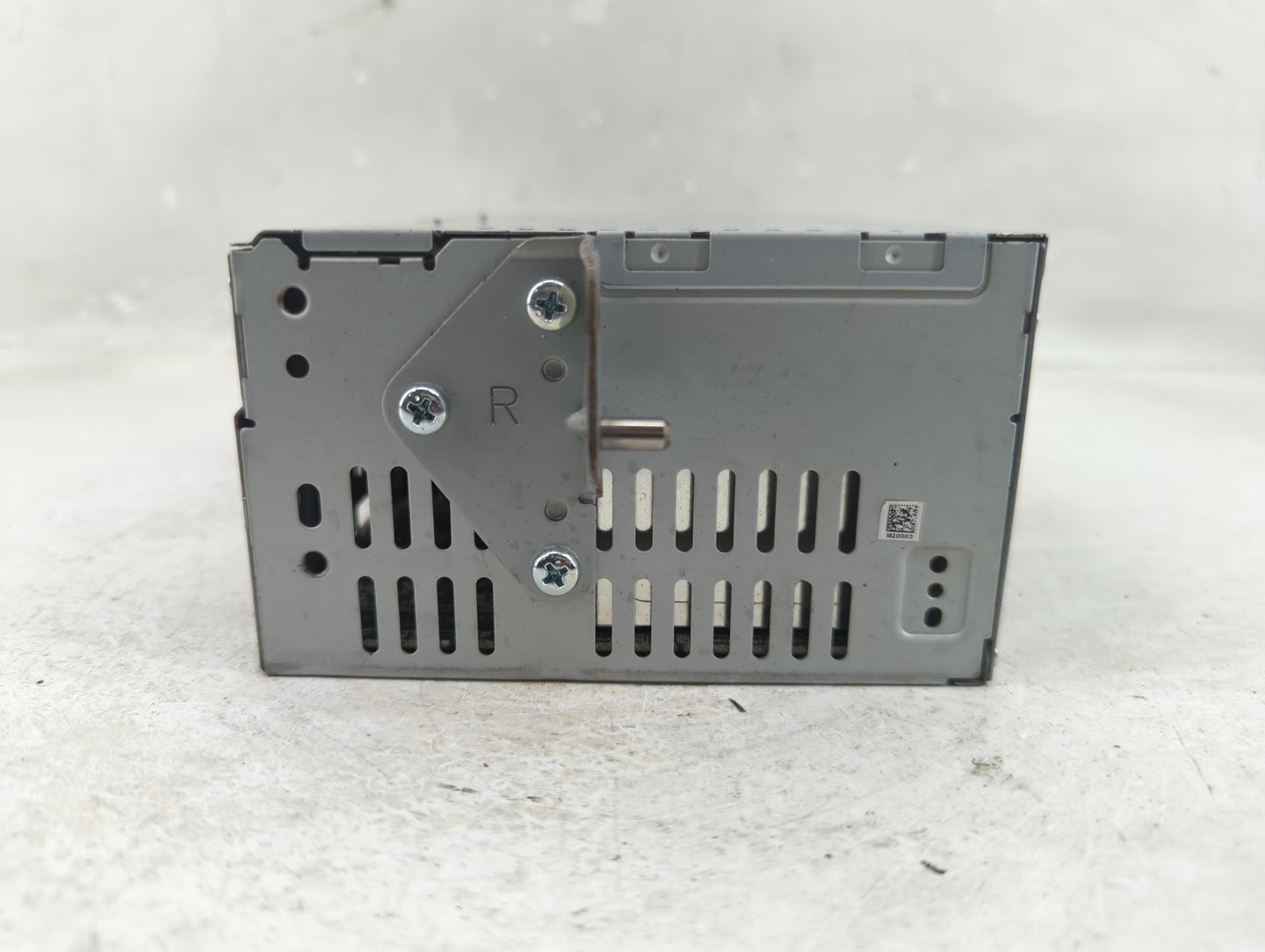 2011-2012 Dodge Caliber Radio AM FM Cd Player Receiver Replacement Fits Fits 2011 2012 OEM Used Auto Parts - Oemusedautopart