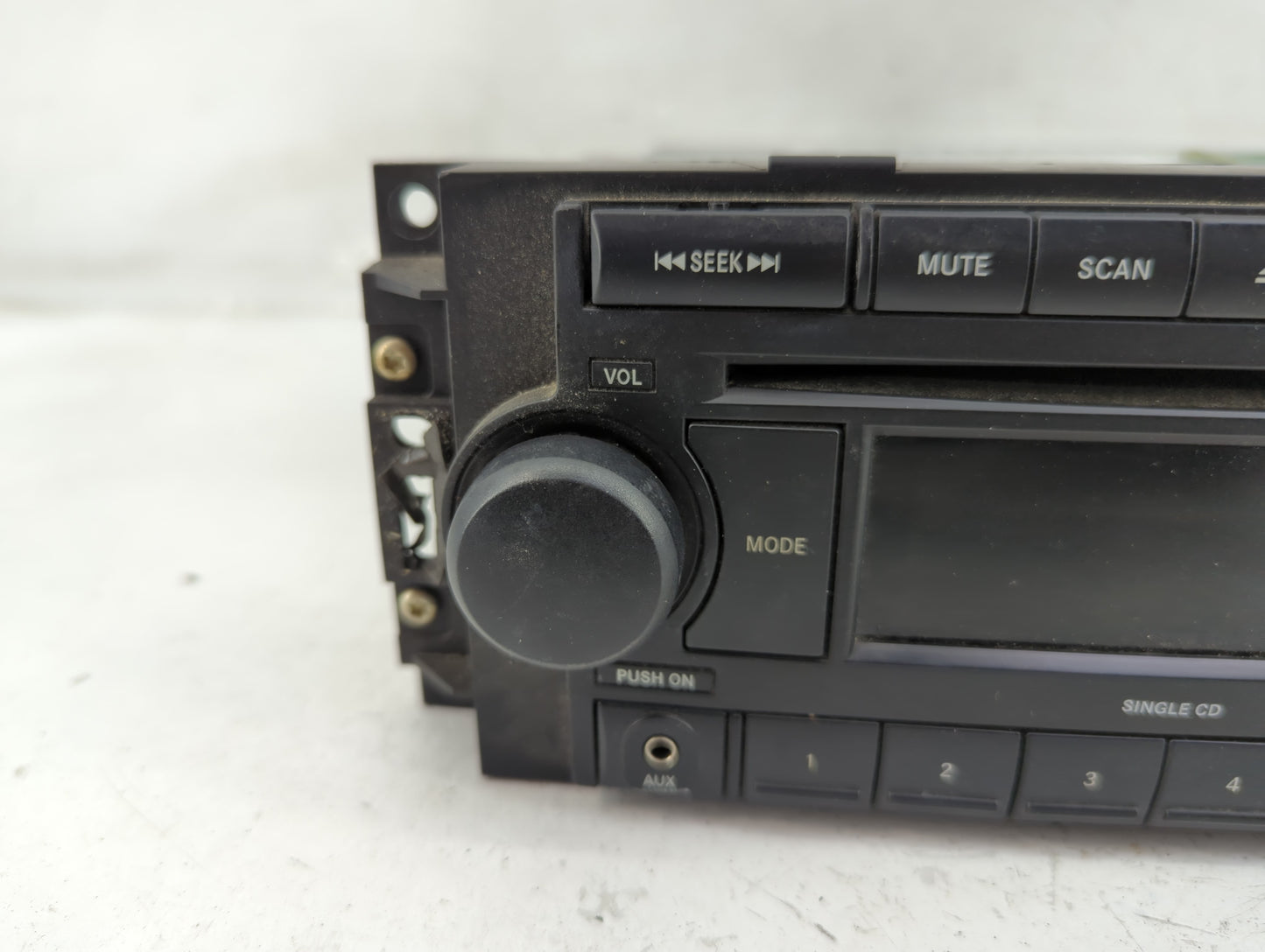 2007-2009 Dodge Caliber Radio AM FM Cd Player Receiver Replacement Fits Fits 2004 2005 2006 2007 2008 2009 2010 OEM Used Aut