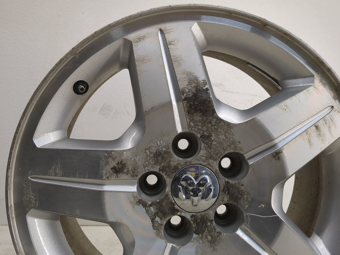 2007-2009 Dodge Caliber Oem Wheel Rim - Oemusedautoparts1.com