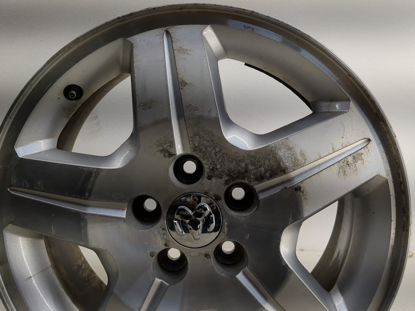 2007-2009 Dodge Caliber Oem Wheel Rim - Oemusedautoparts1.com